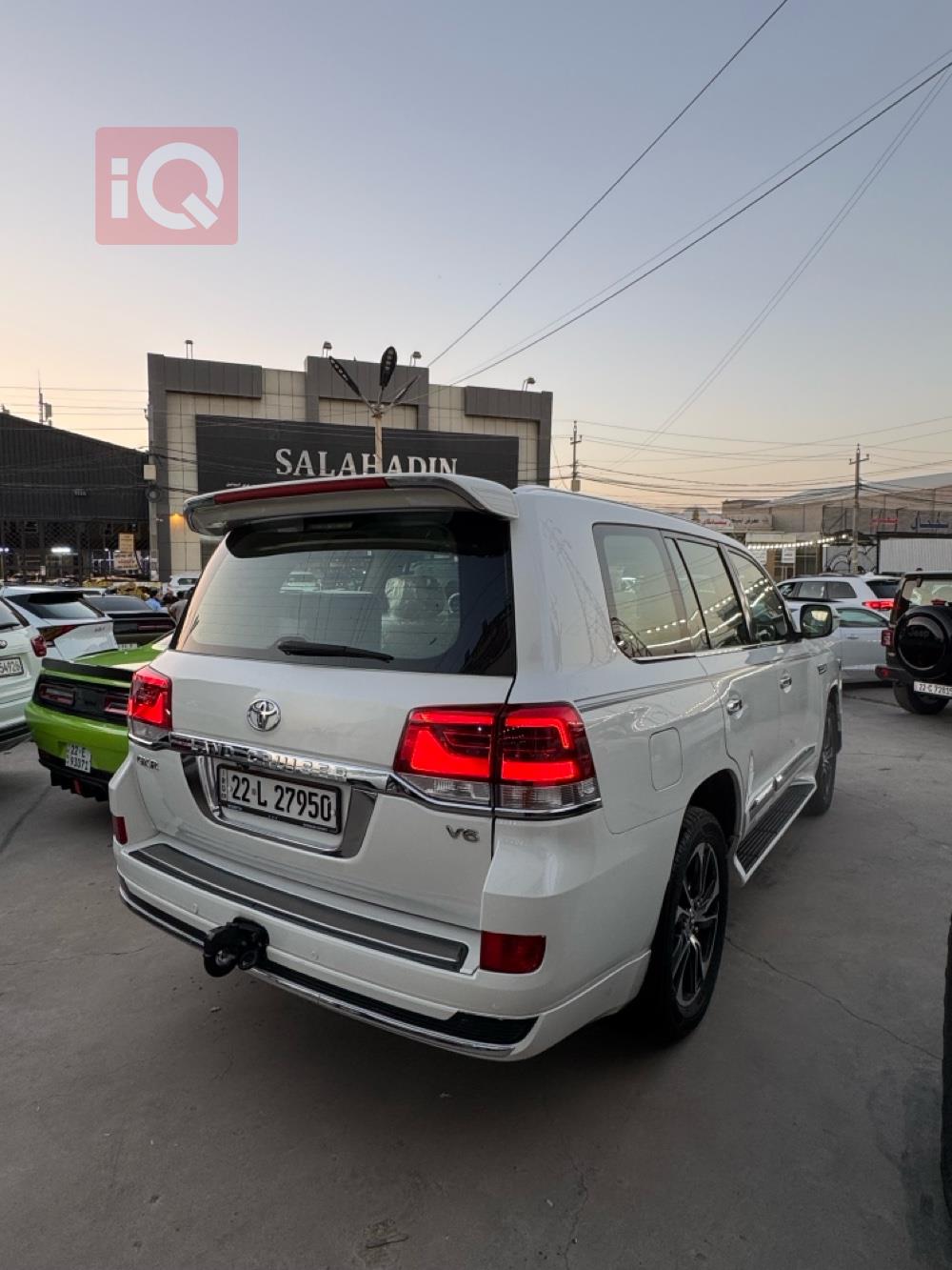 Toyota Land Cruiser